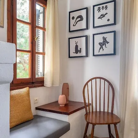 Margi House Skiathos Town