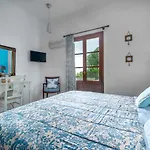 Margi House Apartamento *